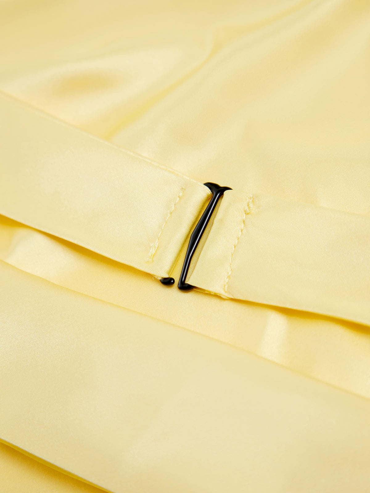 Lumiwind – Asymmetrisches, trägerloses Midi-Tube-Kleid aus Spitze
