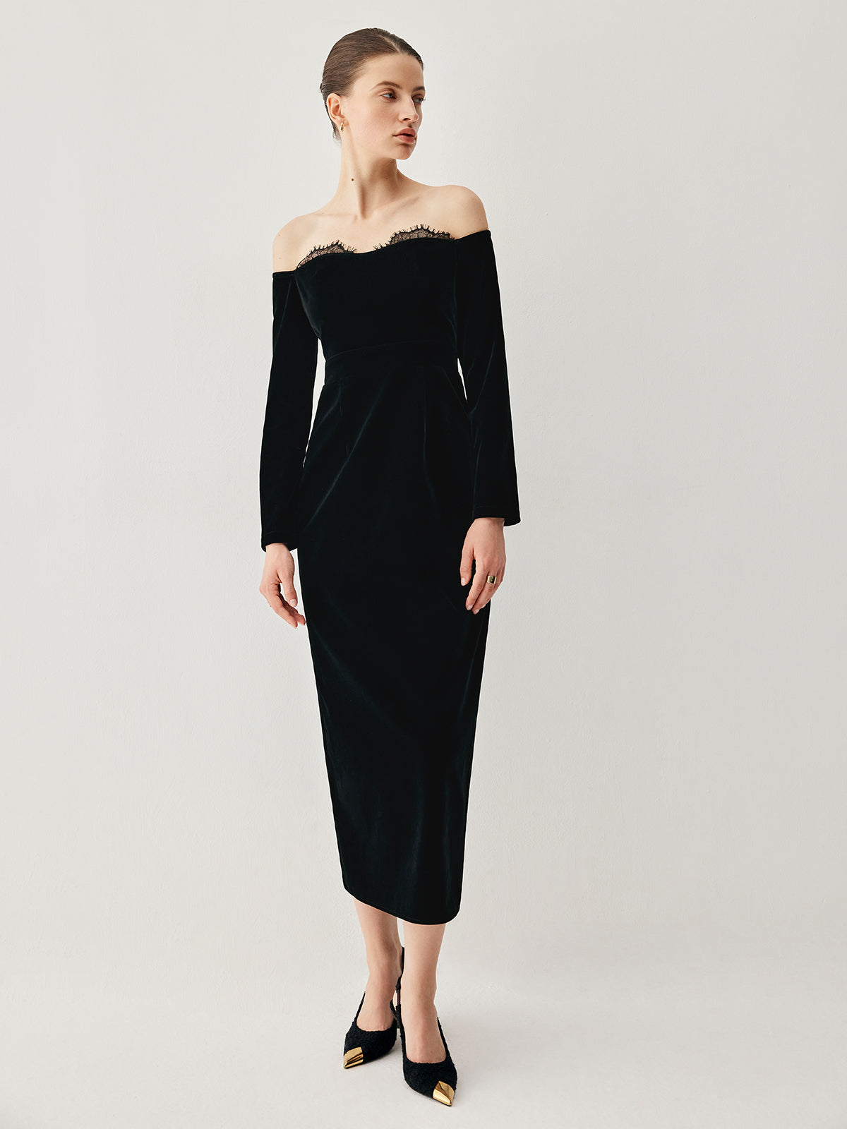 Nalsimo – Schulterfreies Patchwork-Midikleid aus Samt mit Schlitz