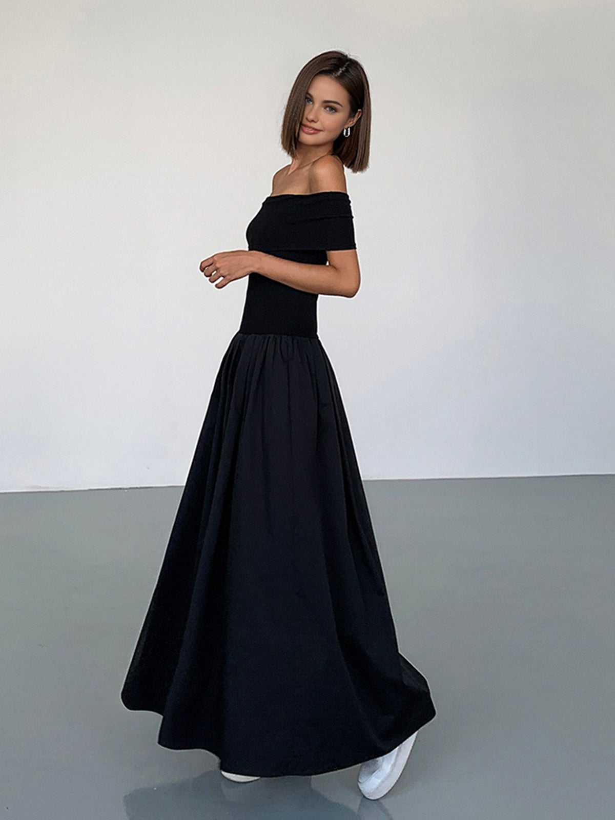 SolŽa Frenchy – Langes, einfarbiges, schulterfreies Kleid