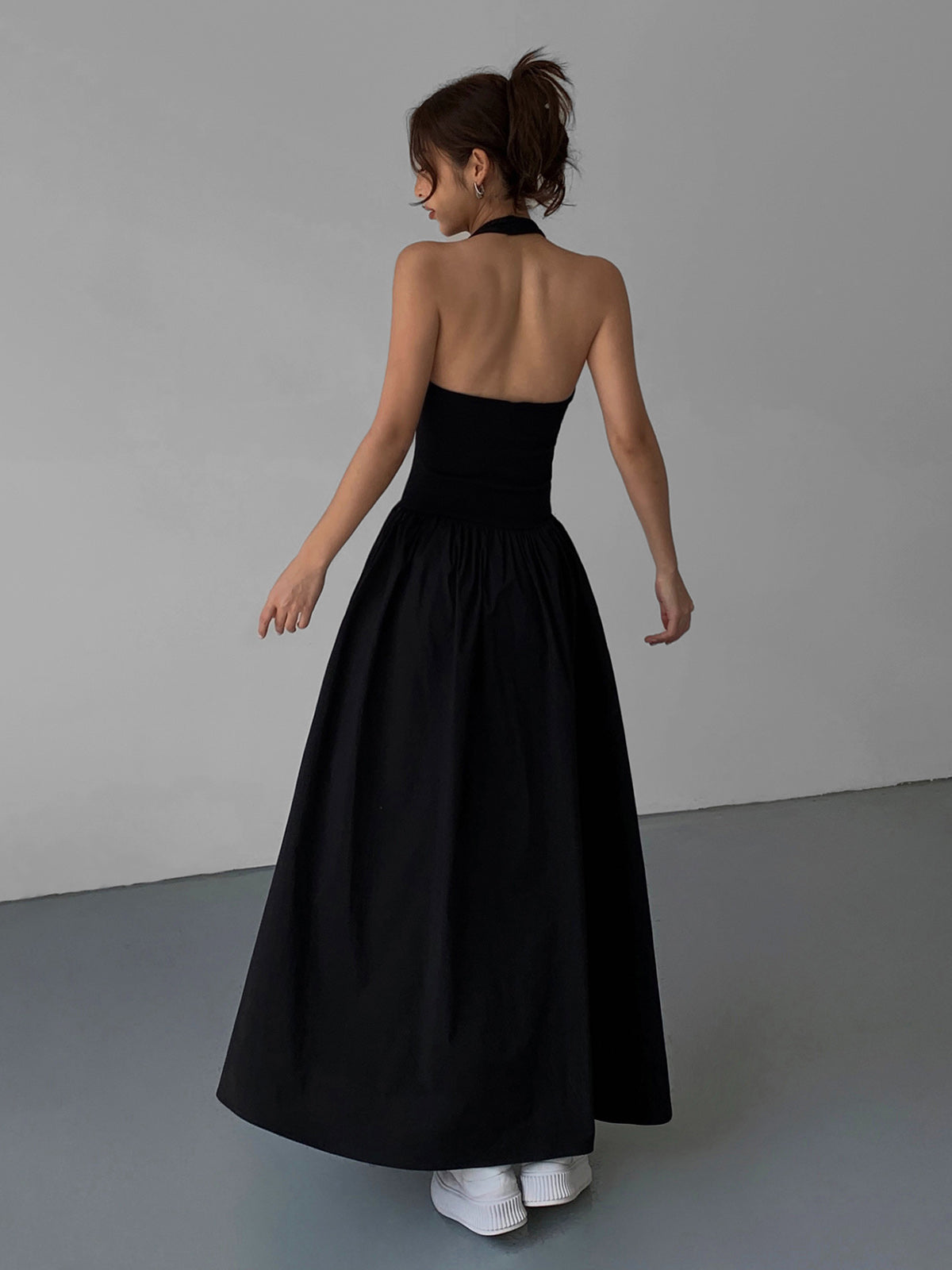 Aetheral Minimalistisk Halter Backless Lång Klänning