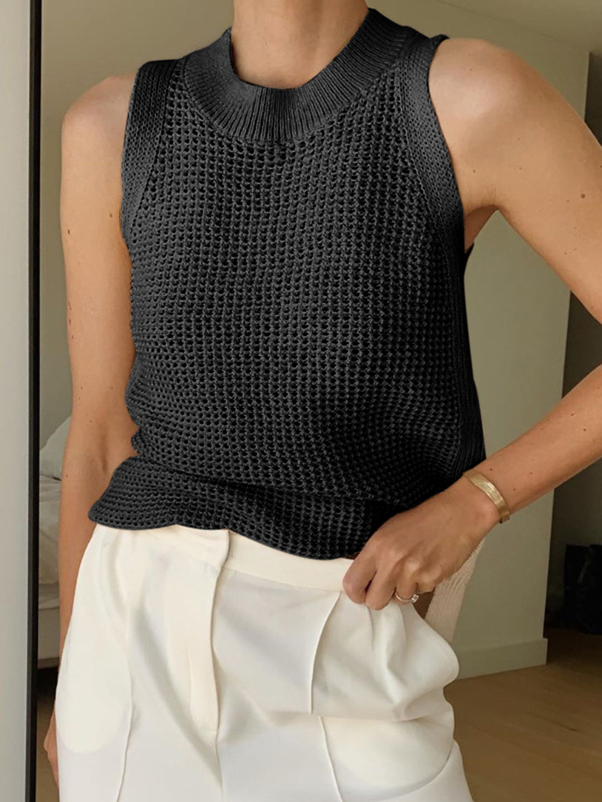 Nisle – Gestricktes, hohles, einfarbiges Tanktop
