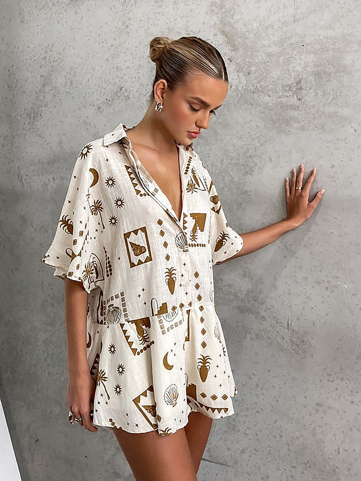 Zephiel Semi-Sheer Loosen Print Jumpsuit