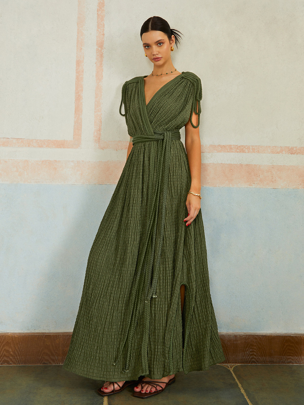Radisilk – Lässiges, plissiertes, langes Kleid mit Gürtel
