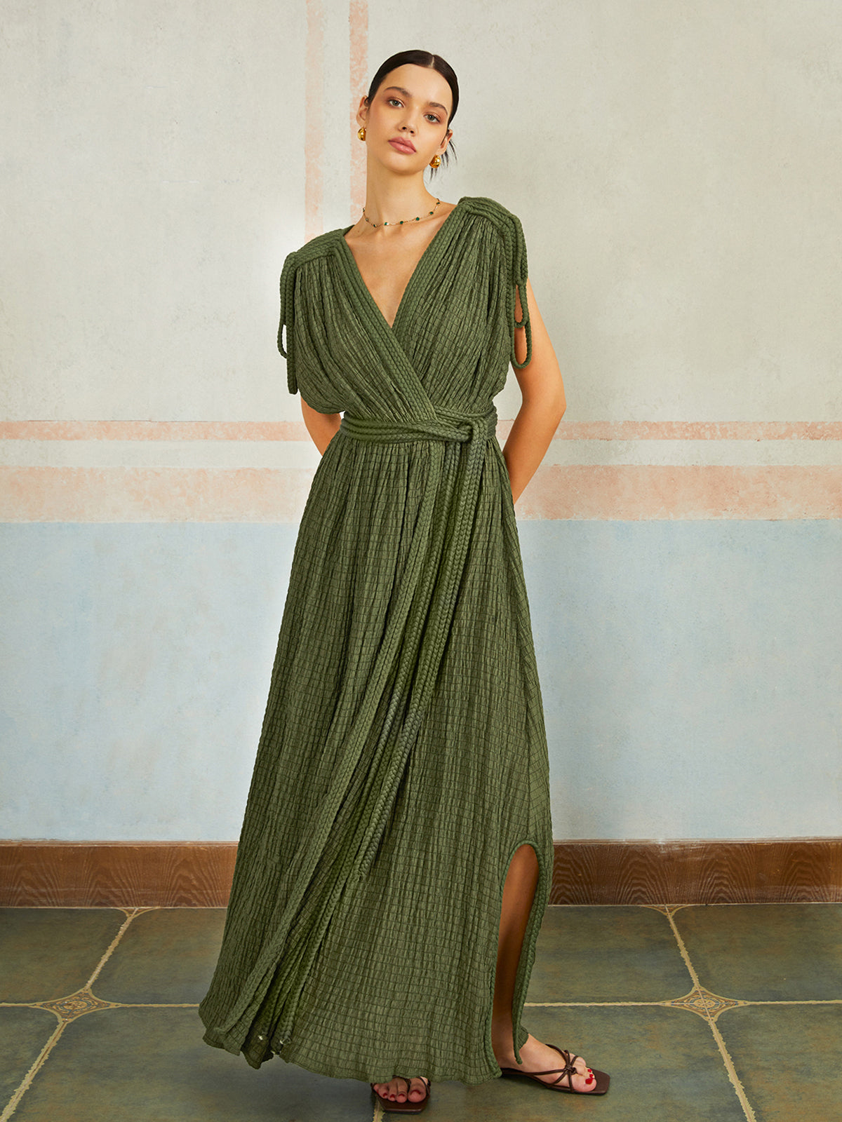 Radisilk – Lässiges, plissiertes, langes Kleid mit Gürtel