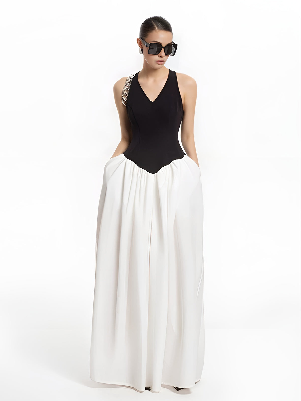 Iridspun – Halbtransparentes Kleid mit Farbblock-Einsatz und Taschen