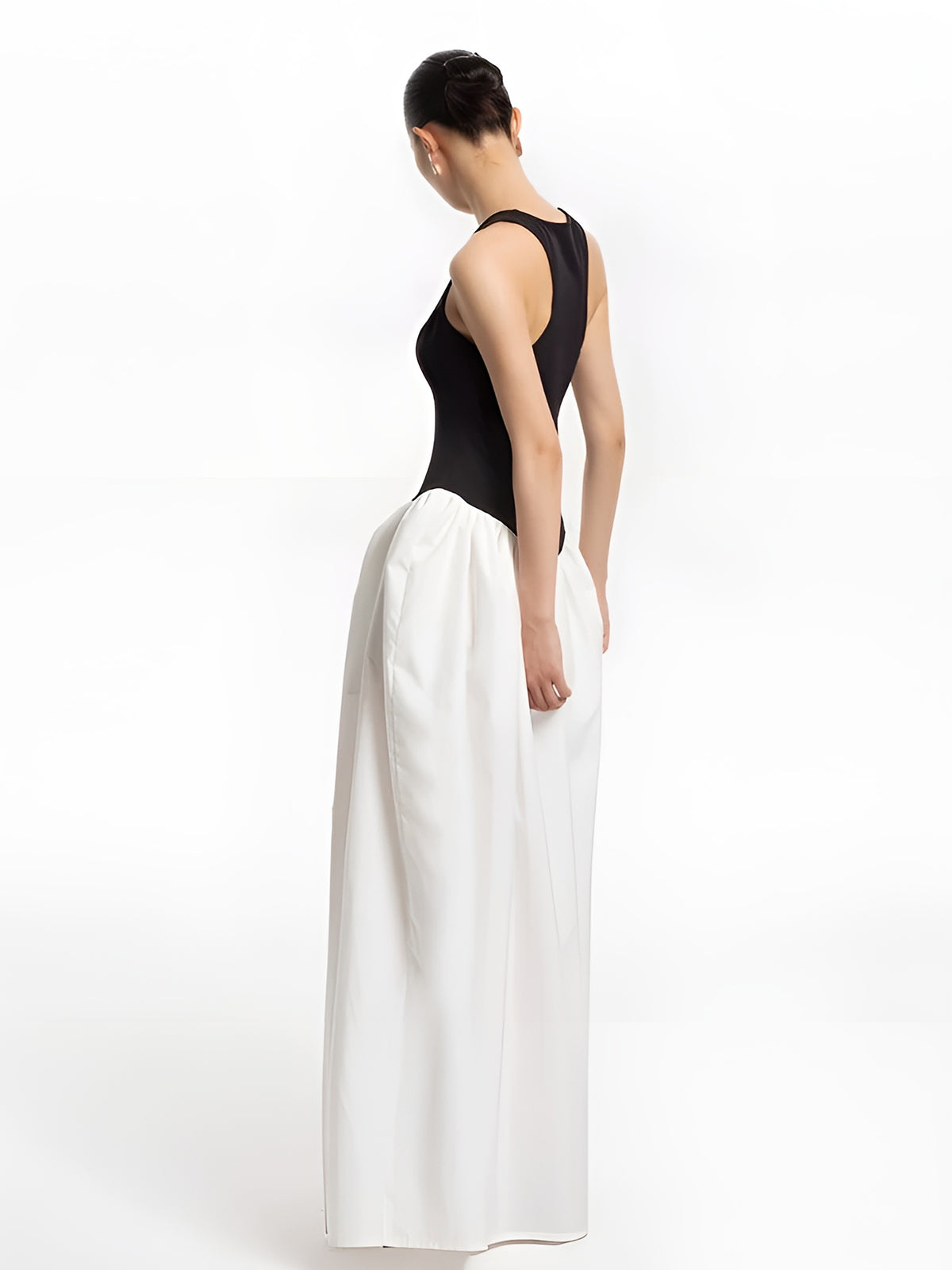 Iridspun – Halbtransparentes Kleid mit Farbblock-Einsatz und Taschen