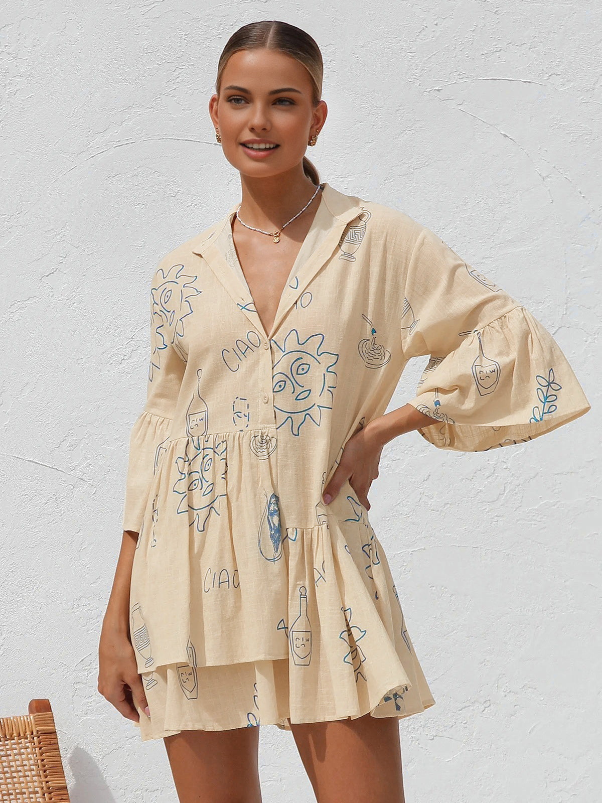Norys – Kurzes Oversize-Kleid mit Sonnenprint