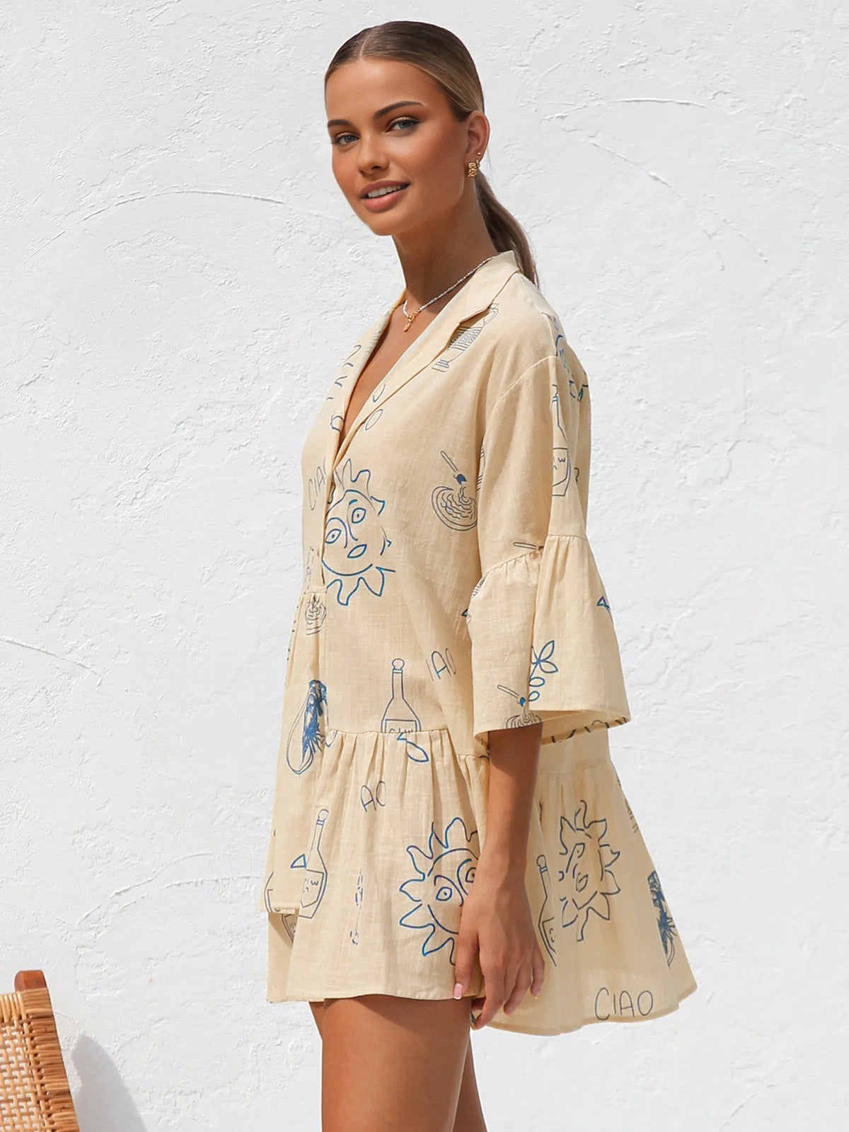 Norys – Kurzes Oversize-Kleid mit Sonnenprint