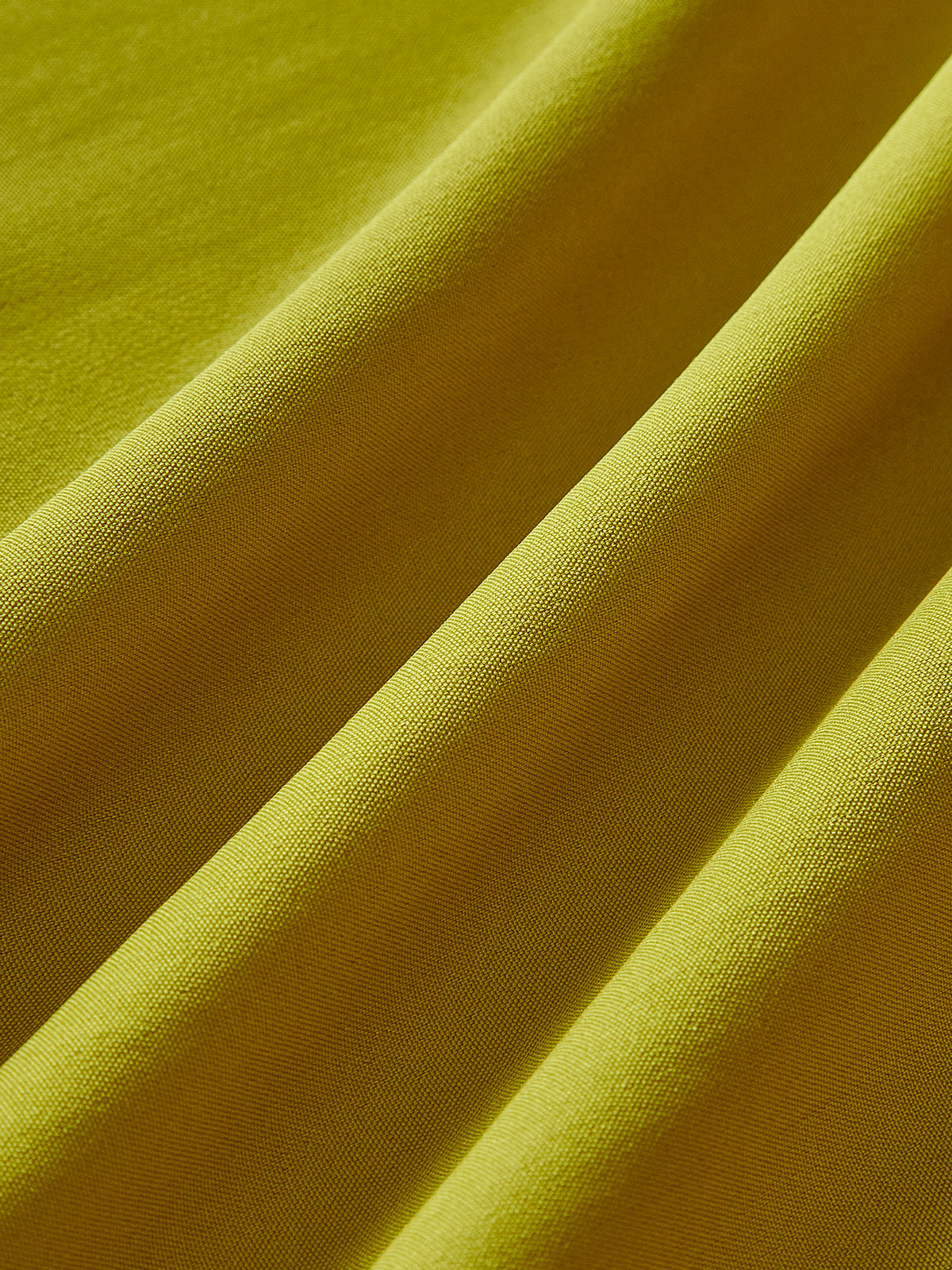 Sava – Langes Neckholder-Kleid mit gekreuzten Trägern und Schlitz