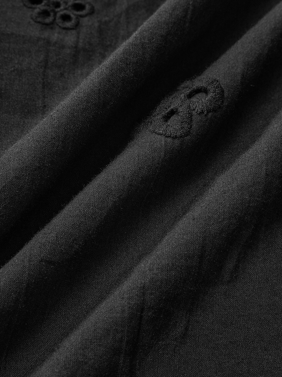 Nivra – Halbtransparentes Midikleid aus Baumwolle mit Schlüssellochausschnitt