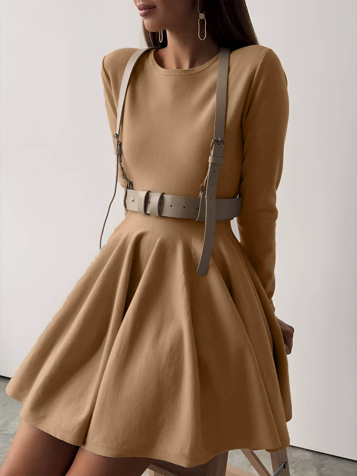 Enchantspun – Kurzes, schlichtes, plissiertes Pulloverkleid