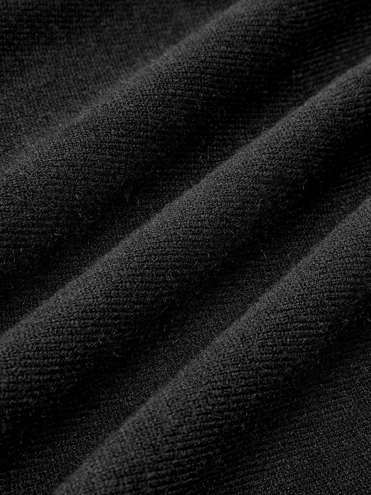 Enchantspun – Kurzes, schlichtes, plissiertes Pulloverkleid