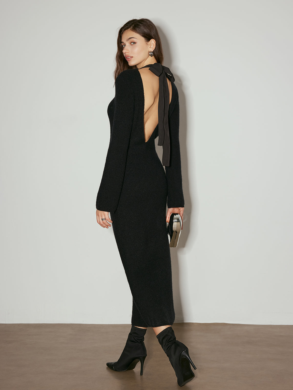 Seraprose Langes Kleid mit offenem Rücken und Bindeband