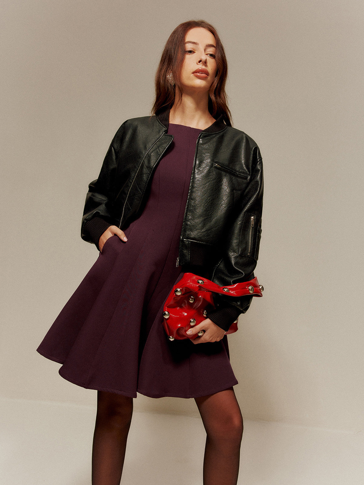Opalspun – Kurzes Tank-Kleid mit plissierten Taschen
