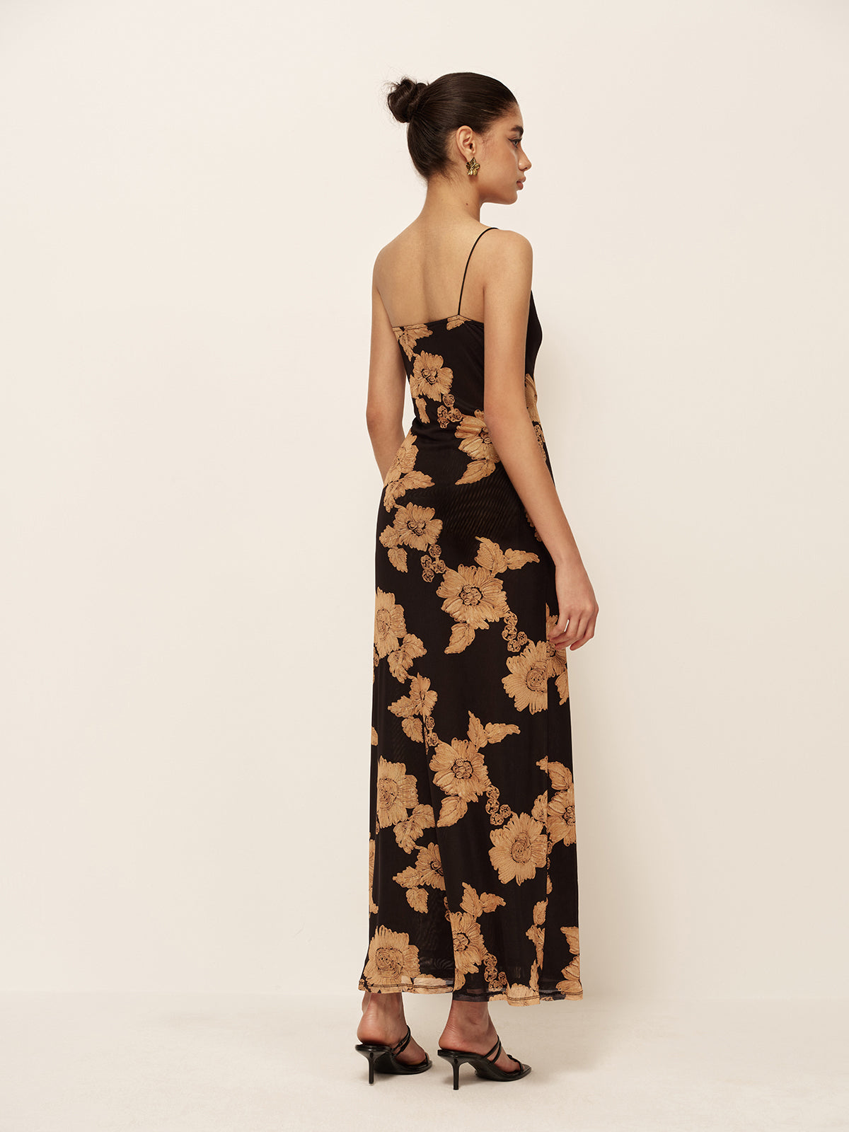 Reverglow – Asymmetrisches, bedrucktes Kleid mit kalter Schulter