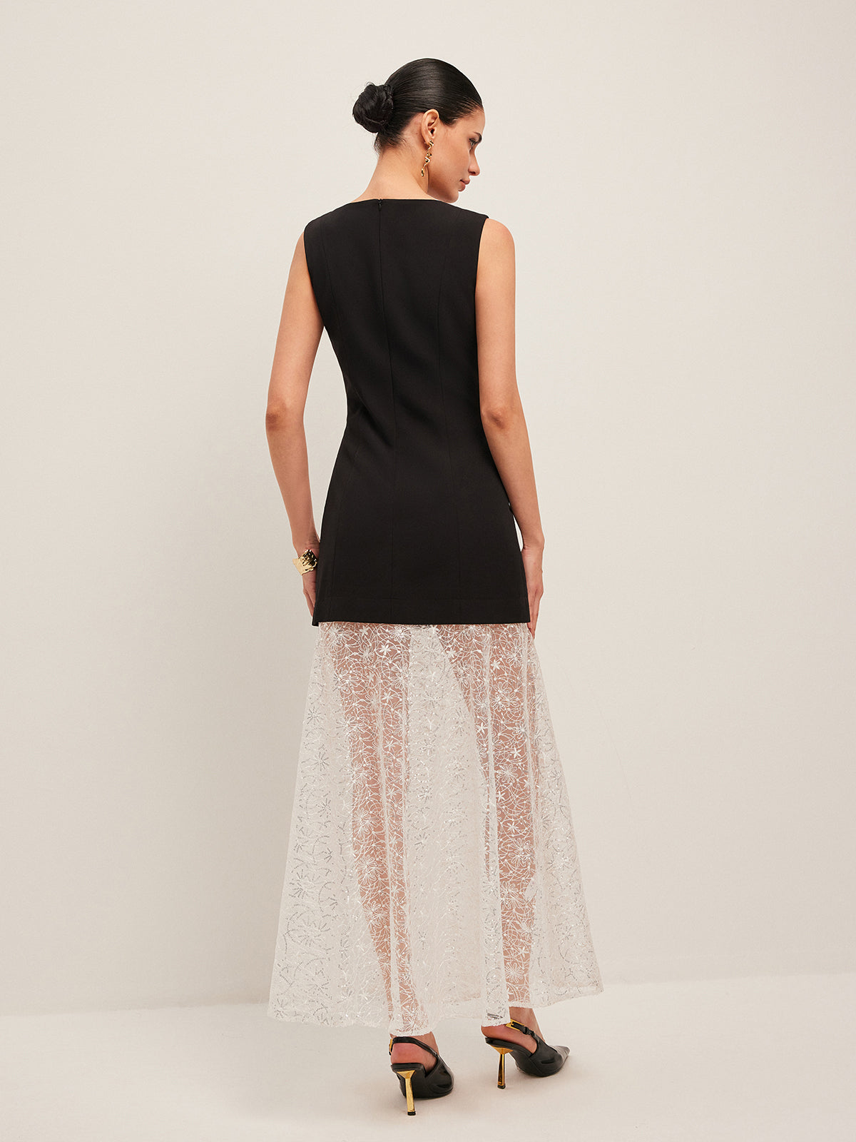Starglow – Ärmelloses Kleid mit transparentem Spitzeneinsatz