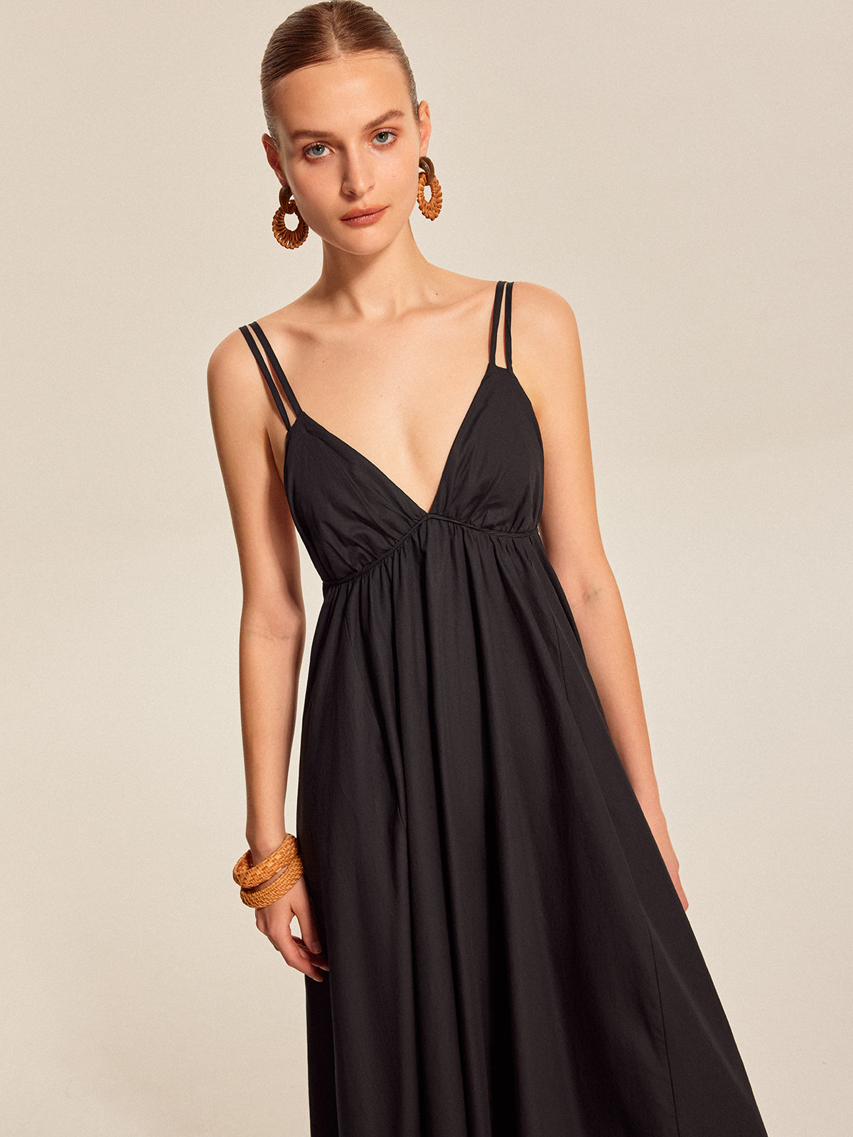 Enchantlace – Camisole-Kleid mit V-Ausschnitt und Doppelträgern