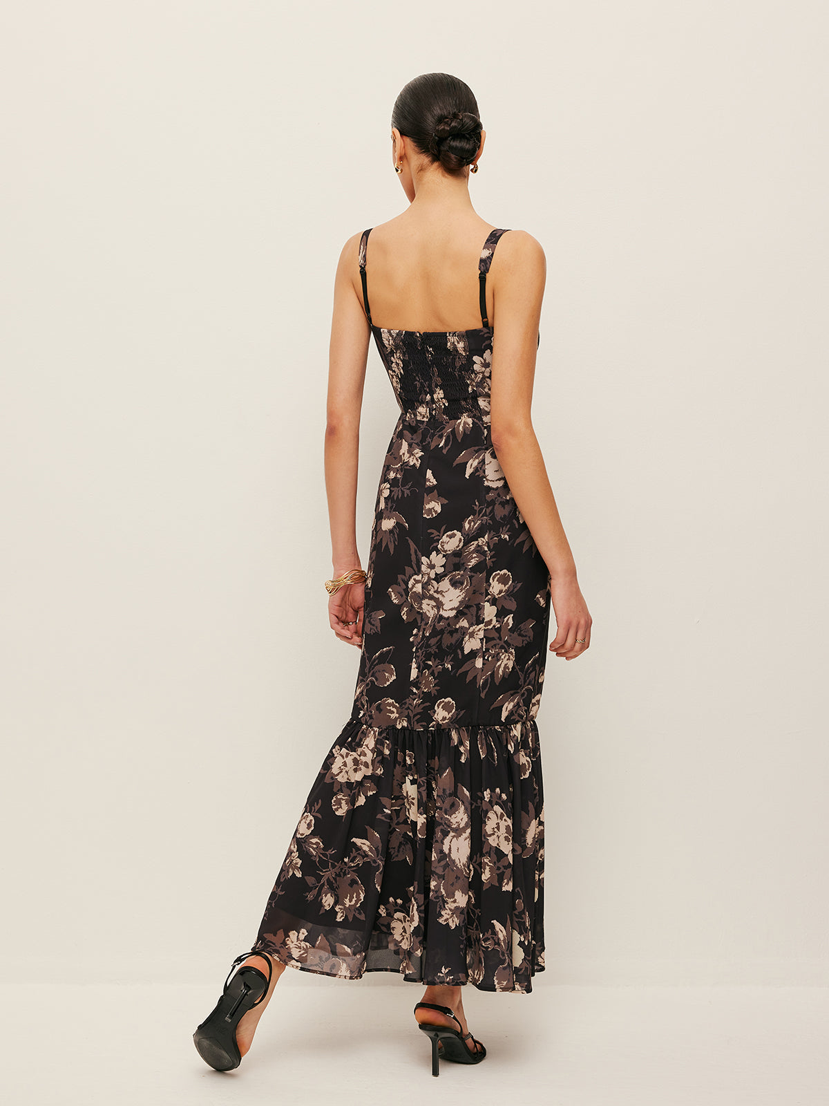 Serapfire – Chiffonkleid mit floralem Rüschensaum