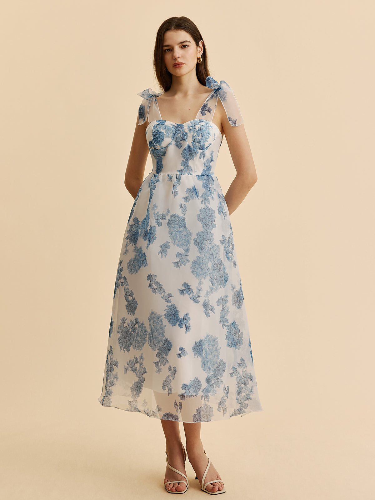 Pelok Kleid mit floralem Schleifenträger