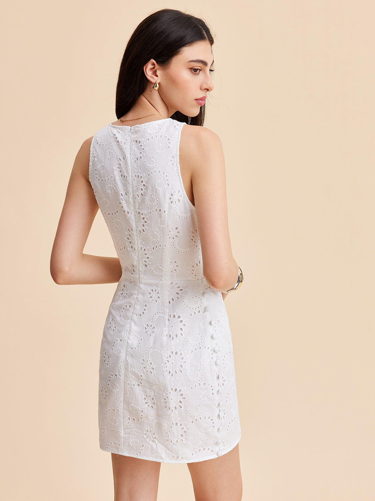 Divinewind – Kleid aus Baumwolle mit Lochstickerei und Cut-outs