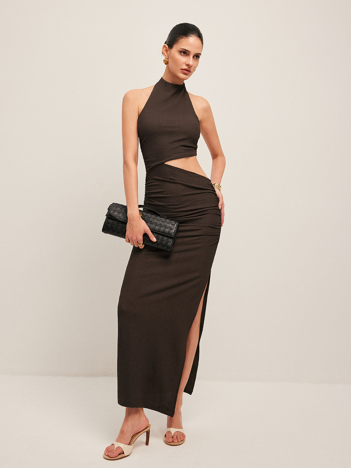Luxdust – Asymmetrisches Kleid mit Cut-outs und Schlitz