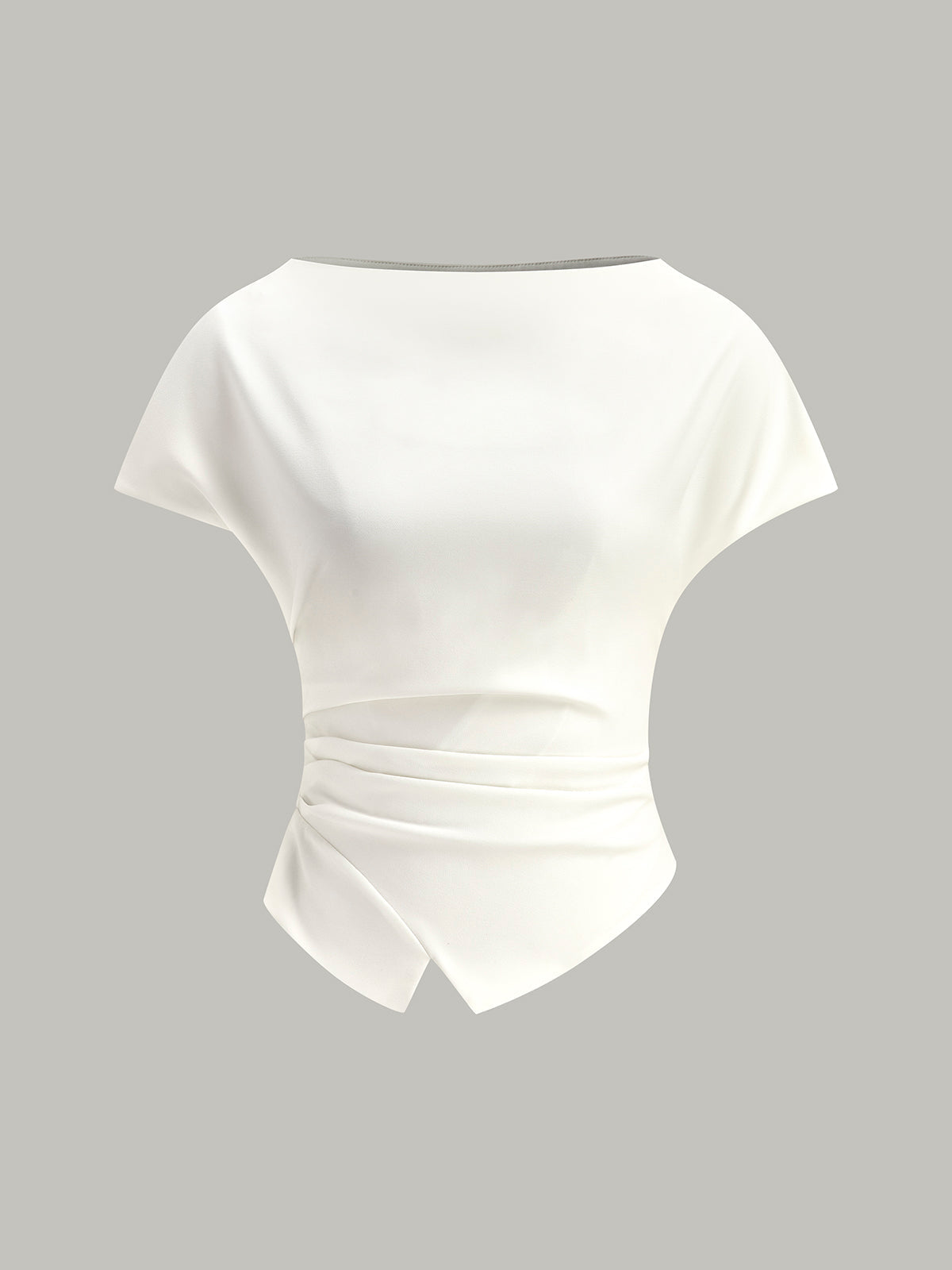 Rielle – T-Shirt mit asymmetrischem Saum und Rüschen