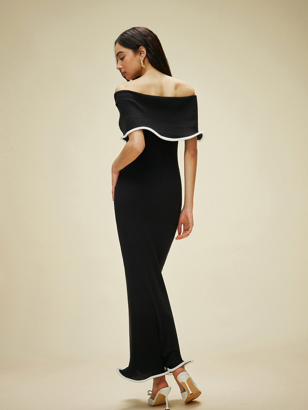 Dream Color Block Off-Shoulder Ruffled Knit Dress