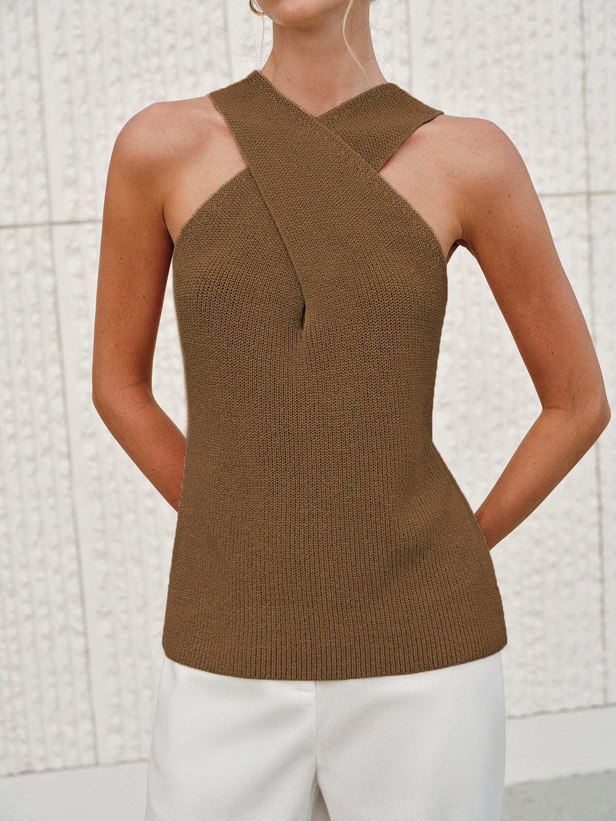Veren Neckholder-Tanktop mit überkreuztem Kragen
