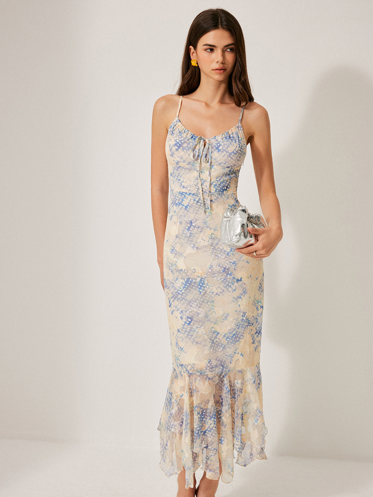 Prismfire – Chiffonkleid mit Bindeband vorn und ausgestelltem Saum