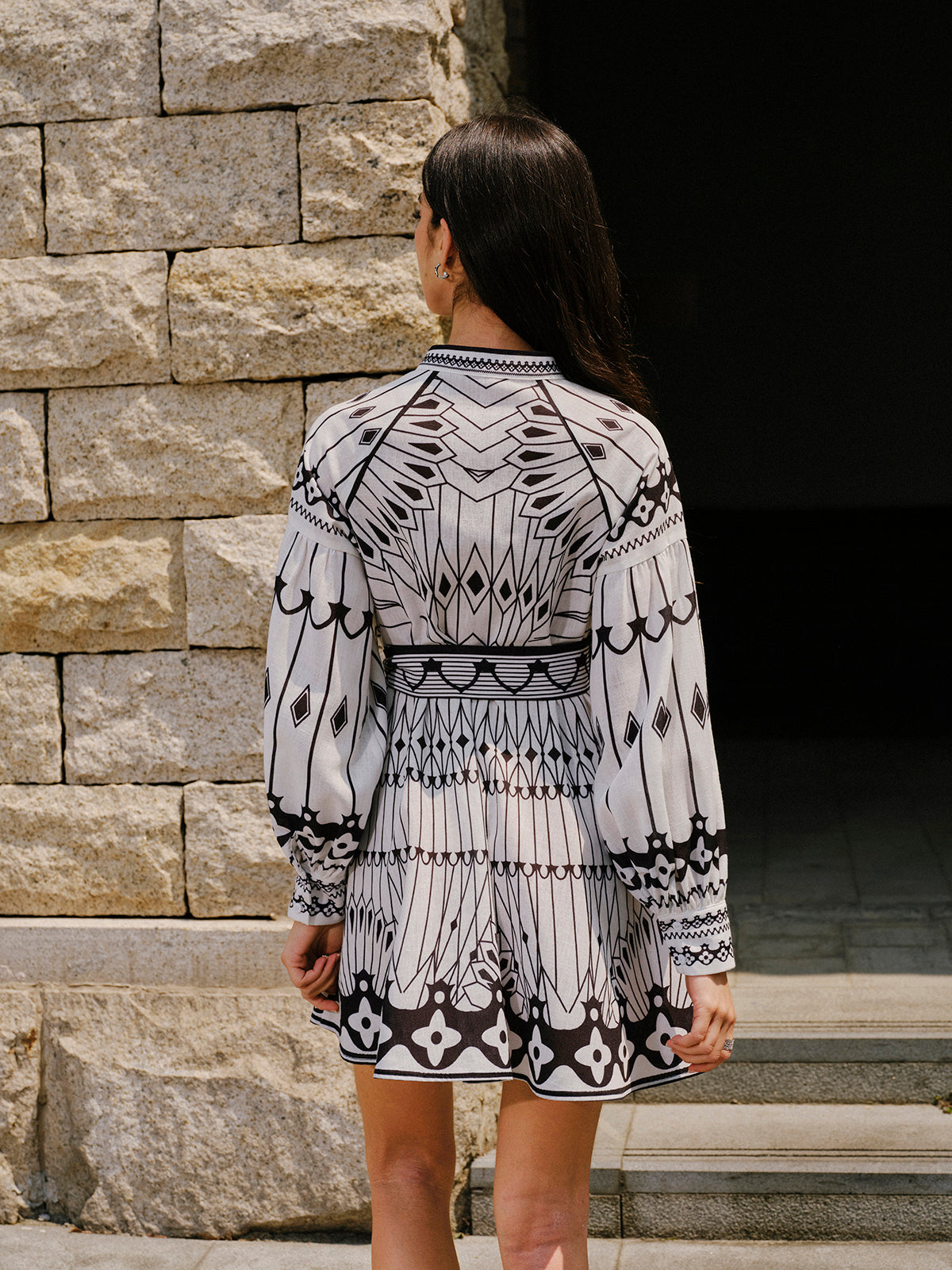 Splendfire – Langärmliges Kleid aus Leinenmischung mit Gürtel