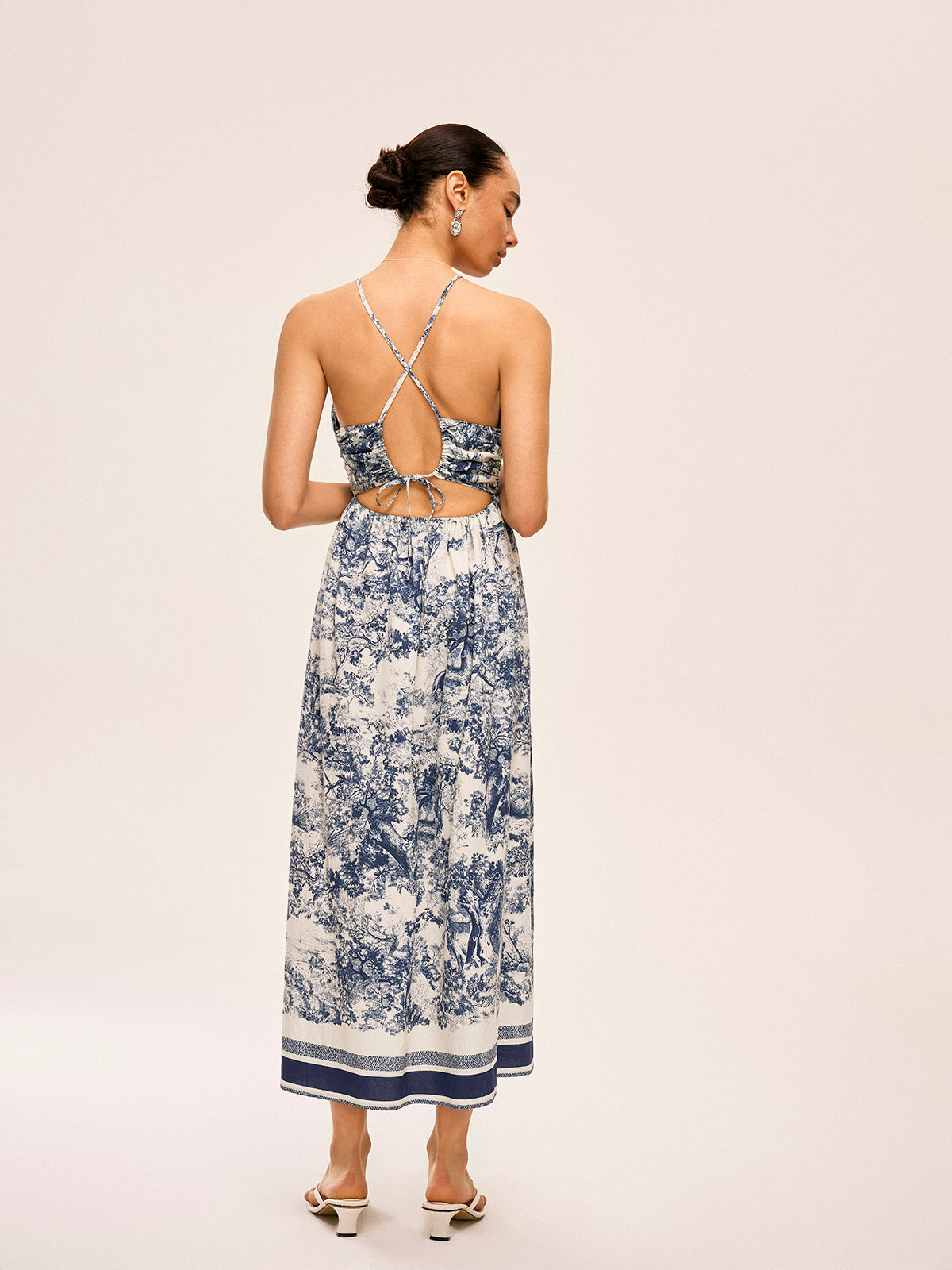 Splenddust – Bedrucktes Kleid mit kontrastierendem Besatz und Knoten