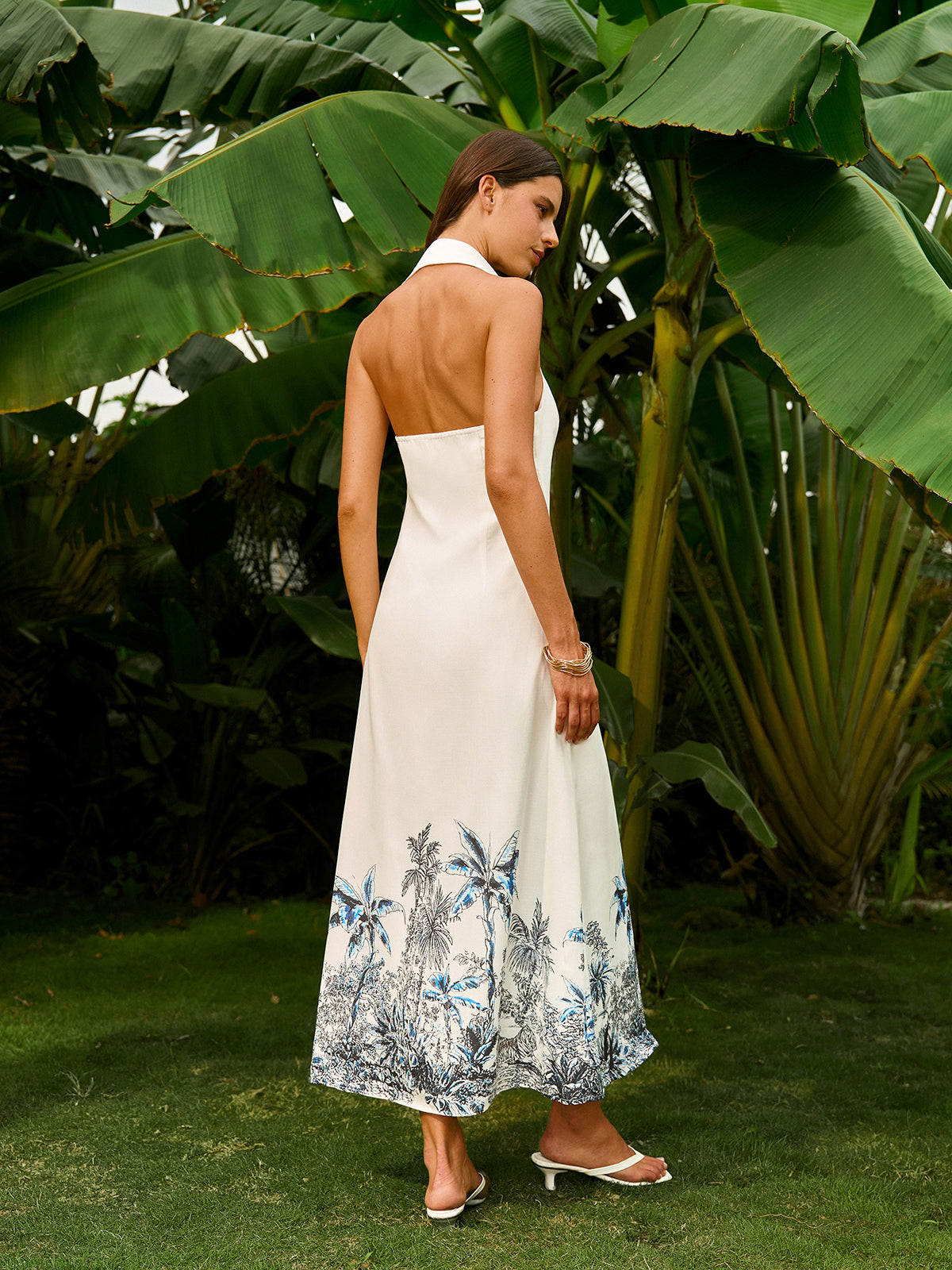 Rückenfreies Boho-Kleid aus Seidengewebe mit Bindeband vorne