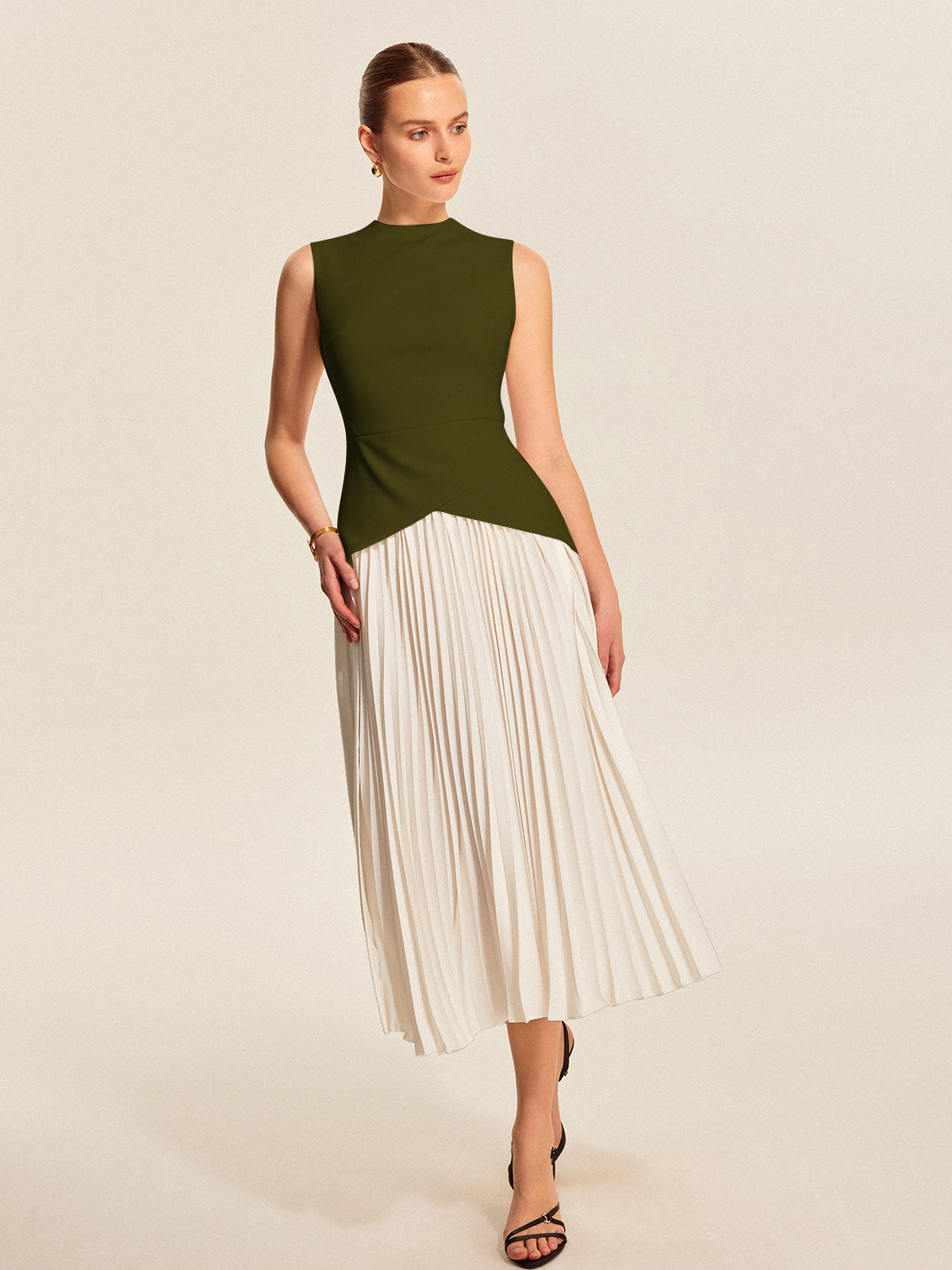 Ärmelloses Plisseekleid Lirel