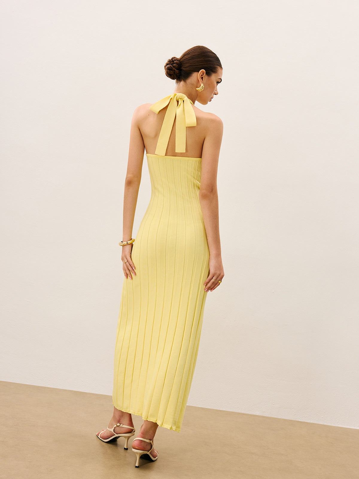 Sarys Halter Neck Ribbed Knit Dress