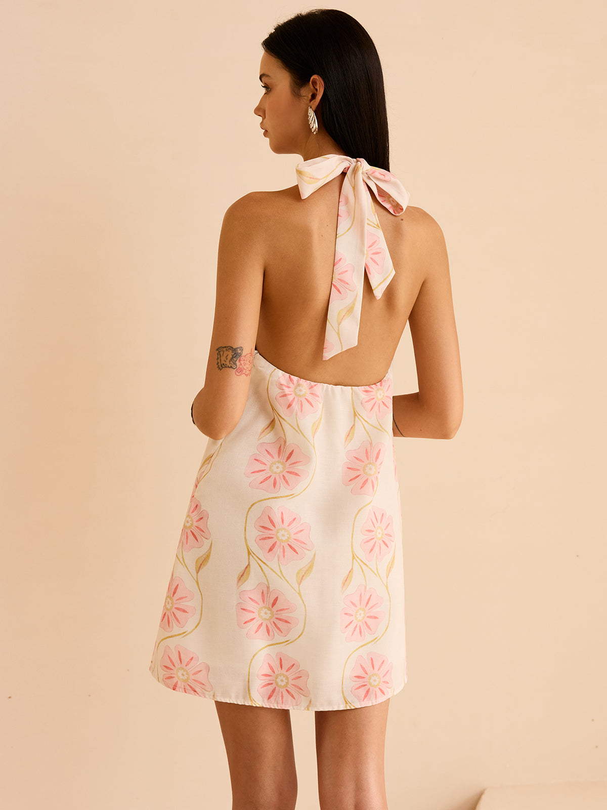 Qeleth Halter Neck Floral Print Mini Dress