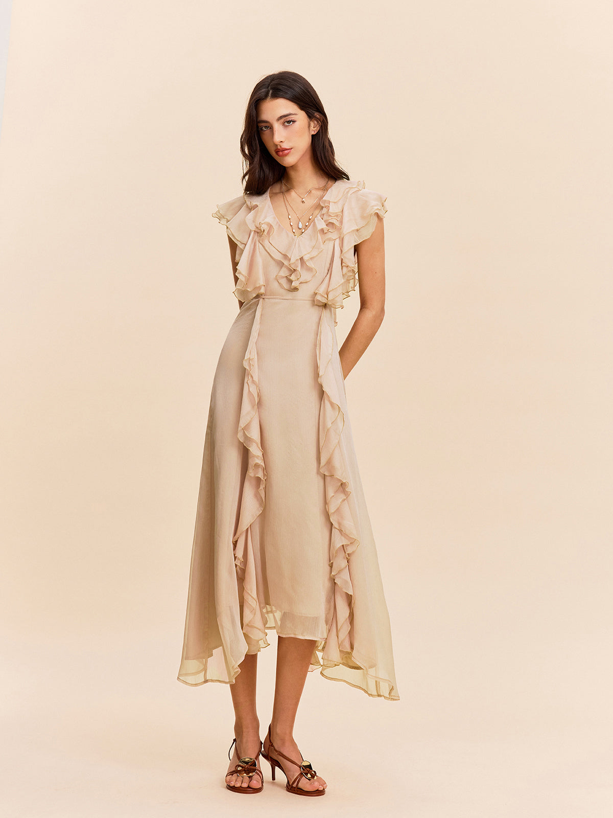 Halbtransparentes Reverweave-Kleid mit Rüschendetail