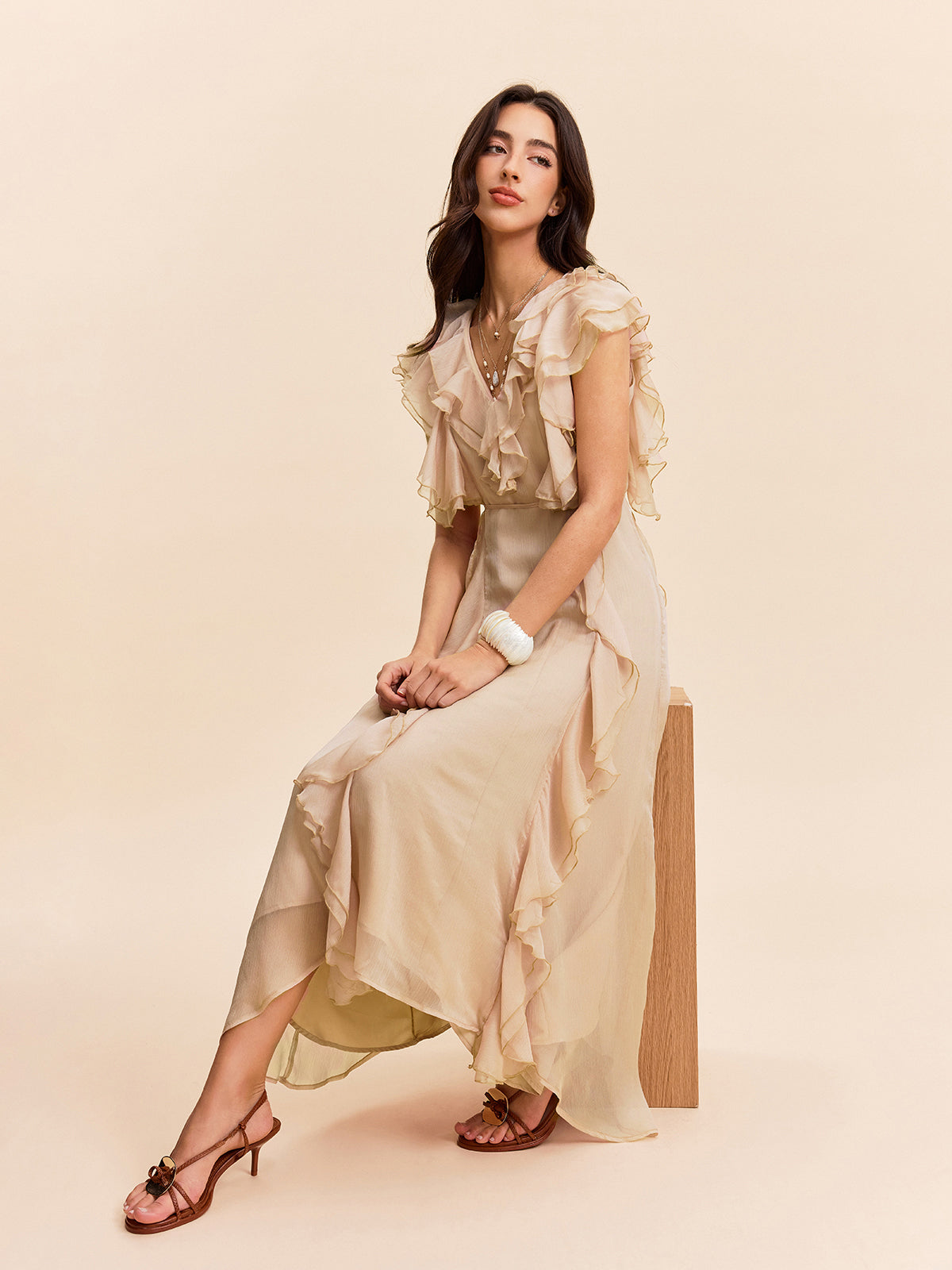 Halbtransparentes Reverweave-Kleid mit Rüschendetail