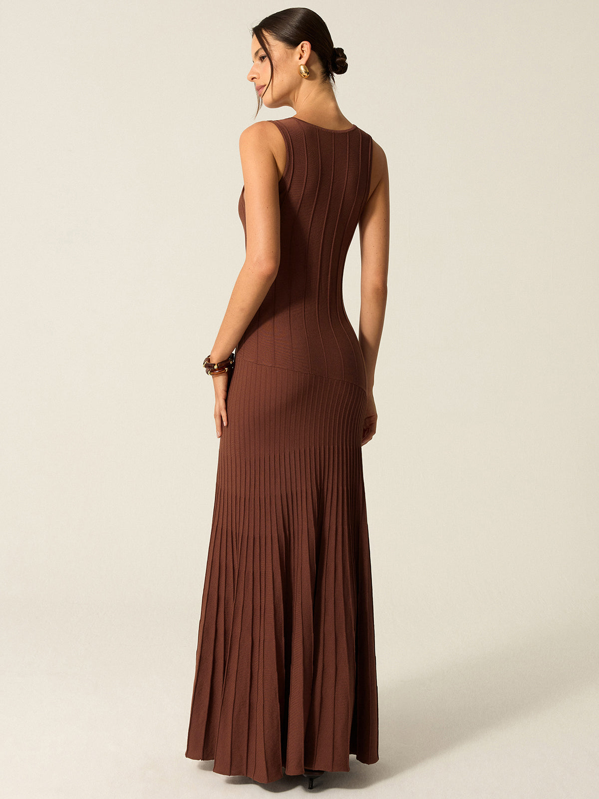 Thyvine Ribbed Knit Maxi Dress
