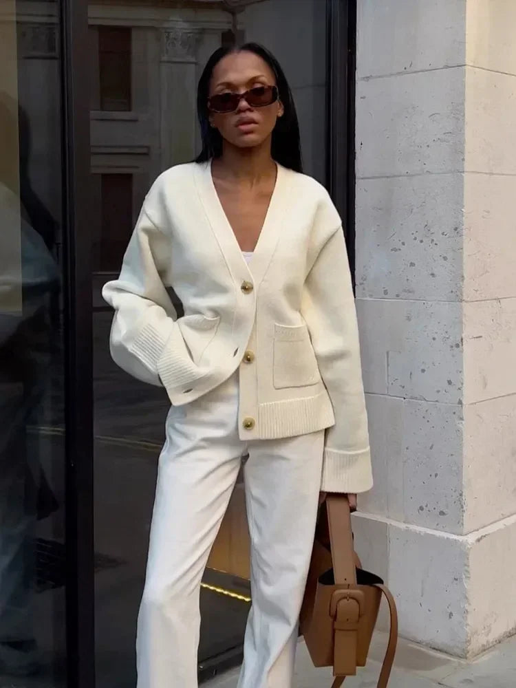 Sofia Strickcardigan mit V-Ausschnitt