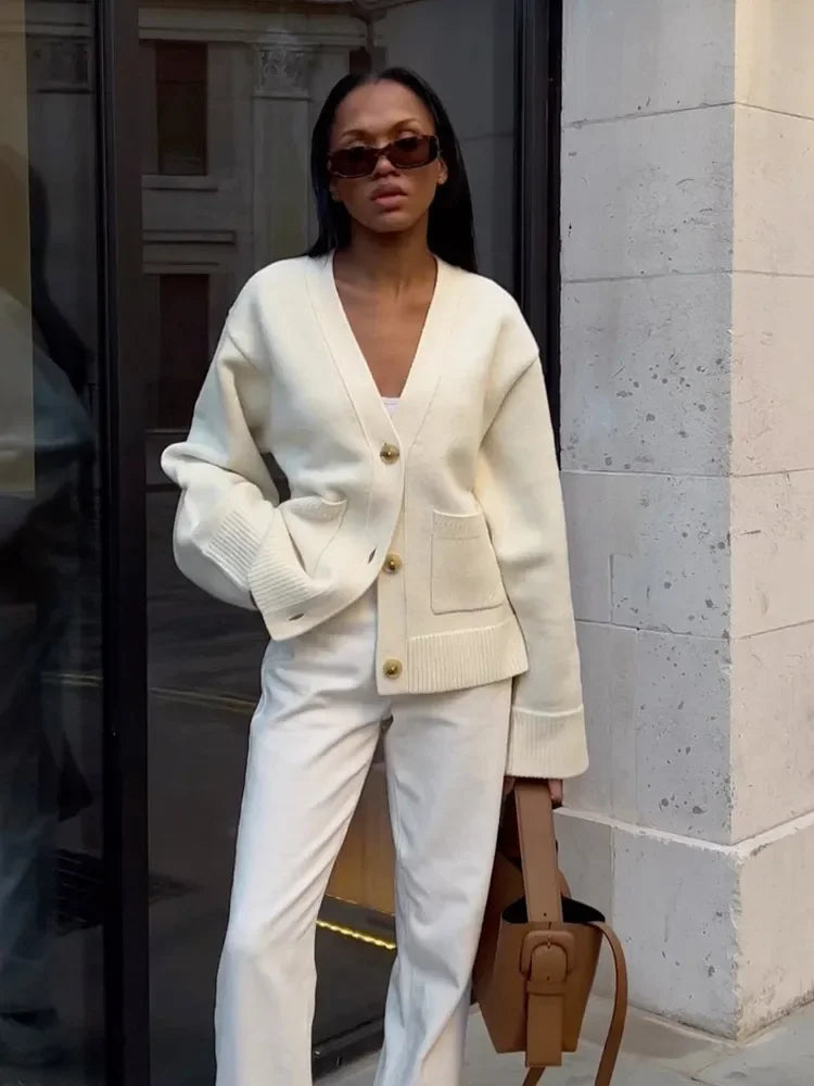 Sofia Strickcardigan mit V-Ausschnitt