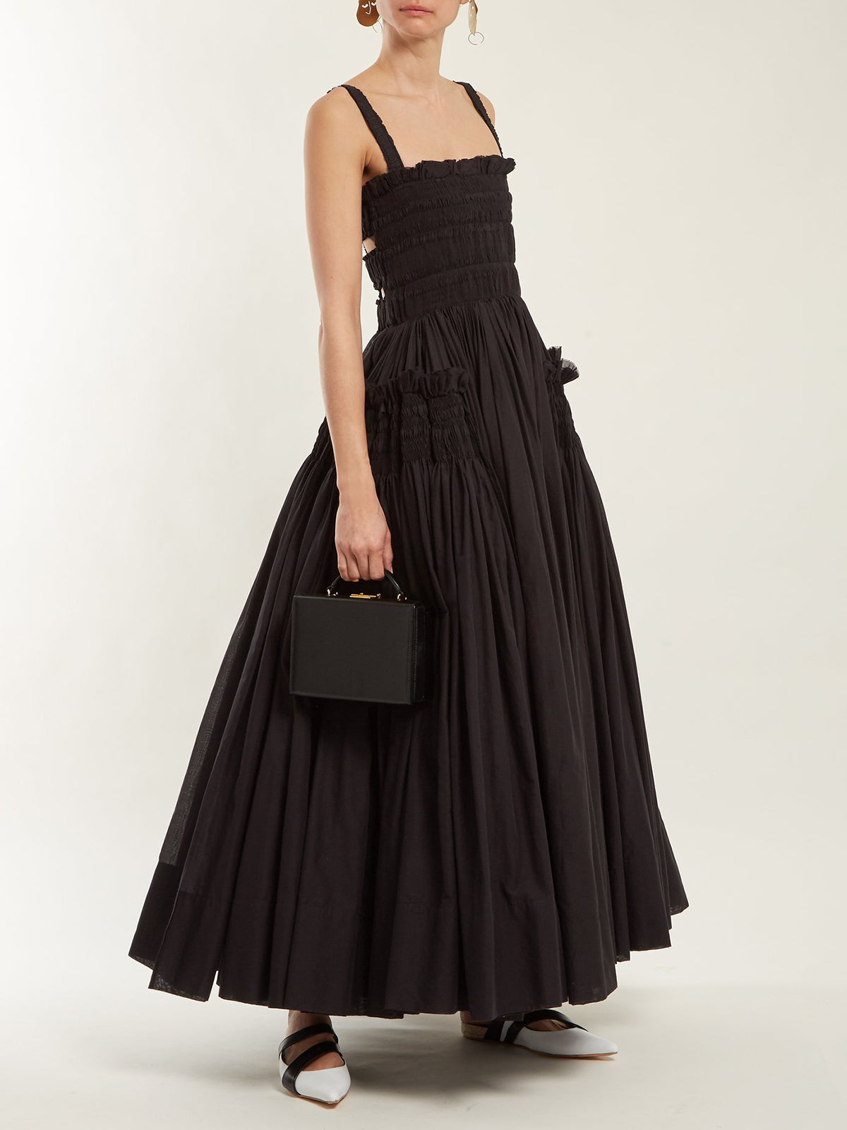Reverian – Langes Camisole-Kleid mit Raffung und Falten 