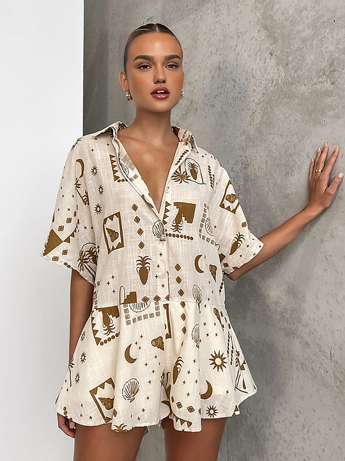 Zephiel Semi-Sheer Loosen Print Jumpsuit 