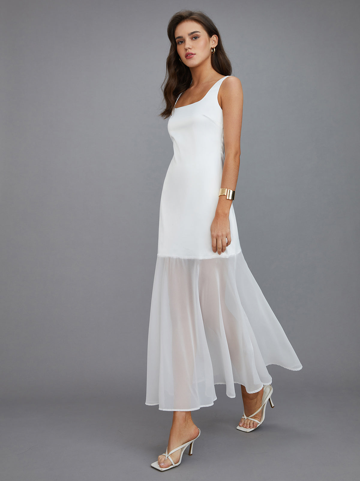 Naliel – Langes, transparentes Overlay-Kleid 