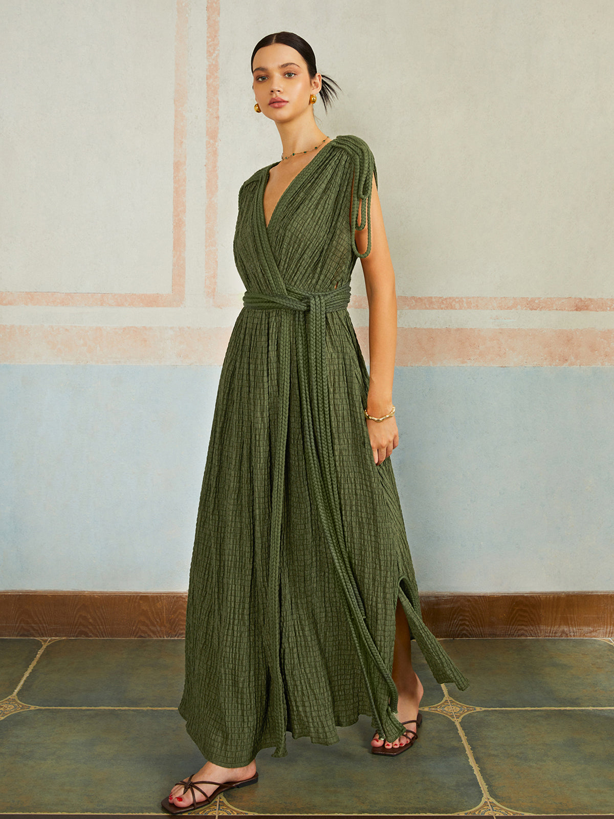 Radisilk – Lässiges, plissiertes, langes Kleid mit Gürtel 
