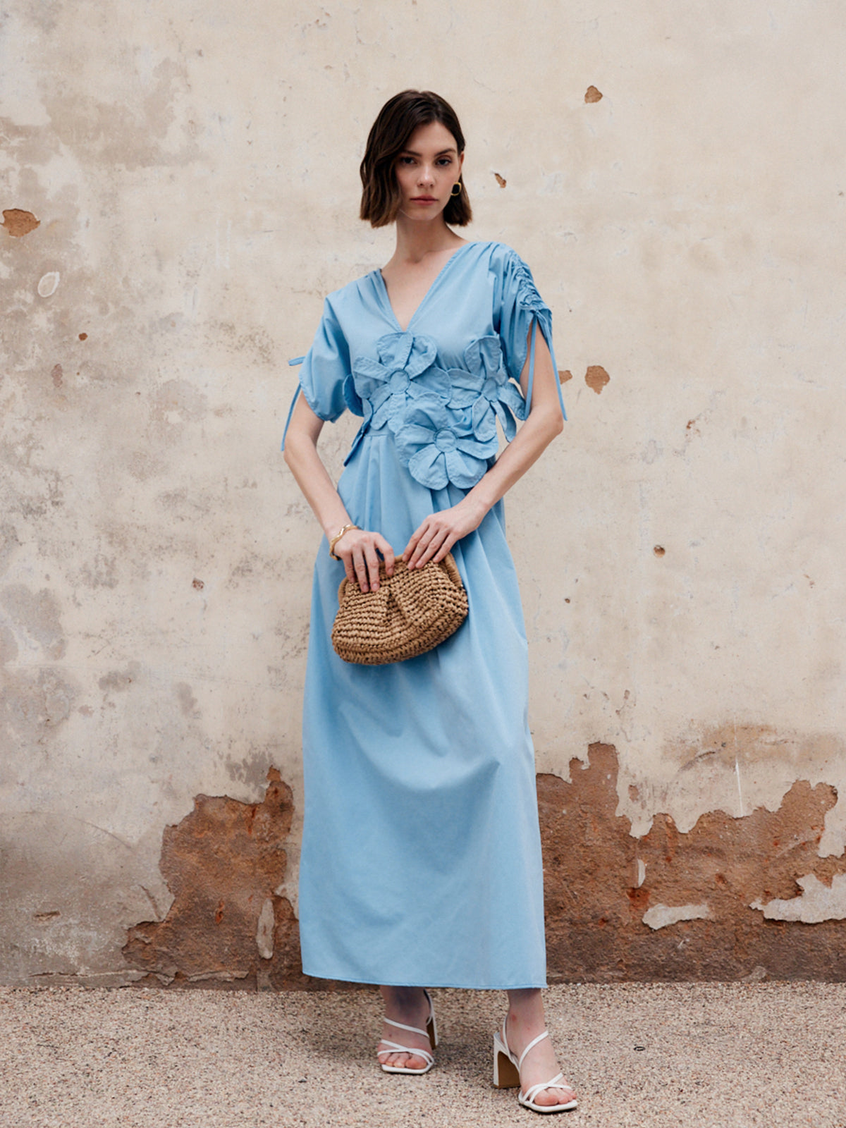 Reversilk – Langes Kleid mit Blumenmuster und Kordelzug und V-Ausschnitt 