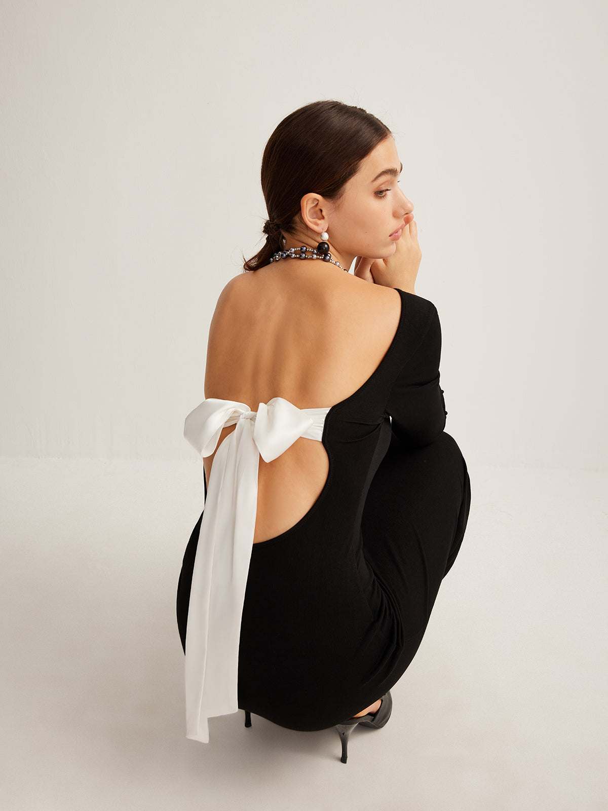 Iridfire Bow Open Back Knit Dress