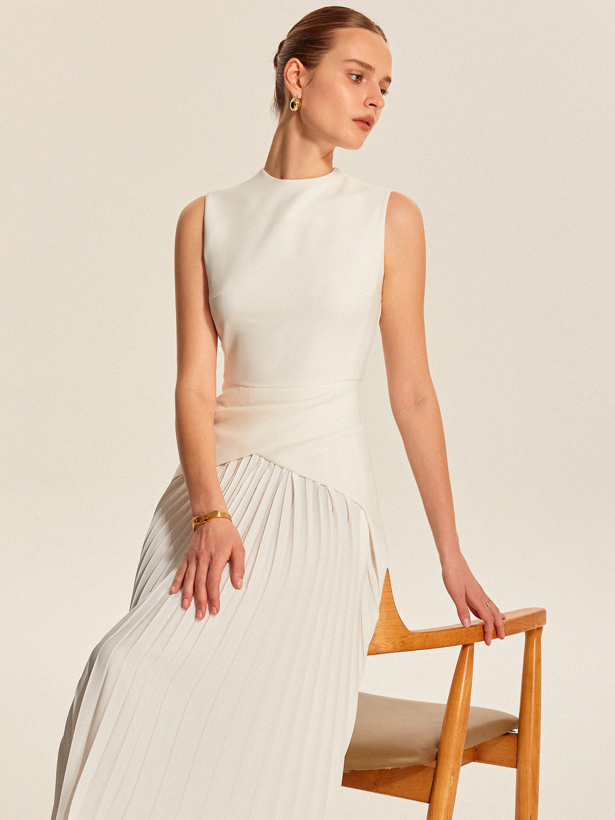 Ärmelloses Plisseekleid Lirel