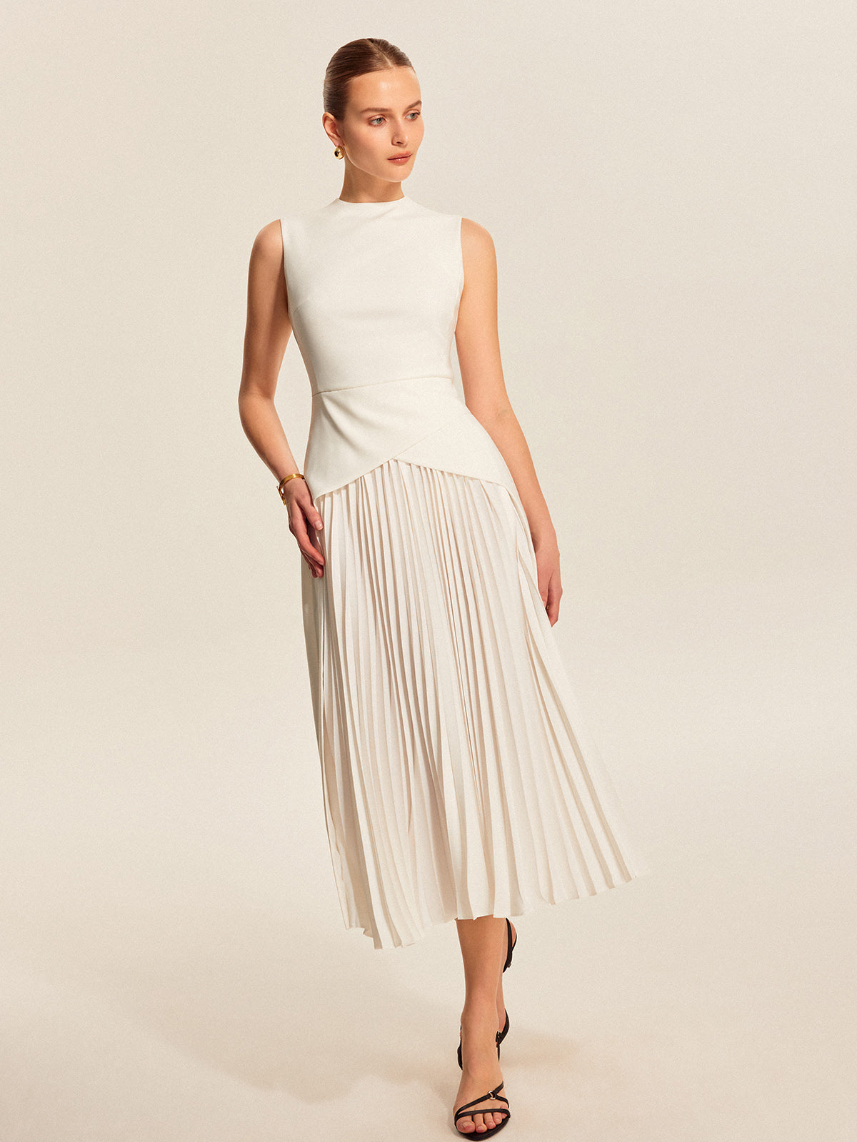 Ärmelloses Plisseekleid Lirel