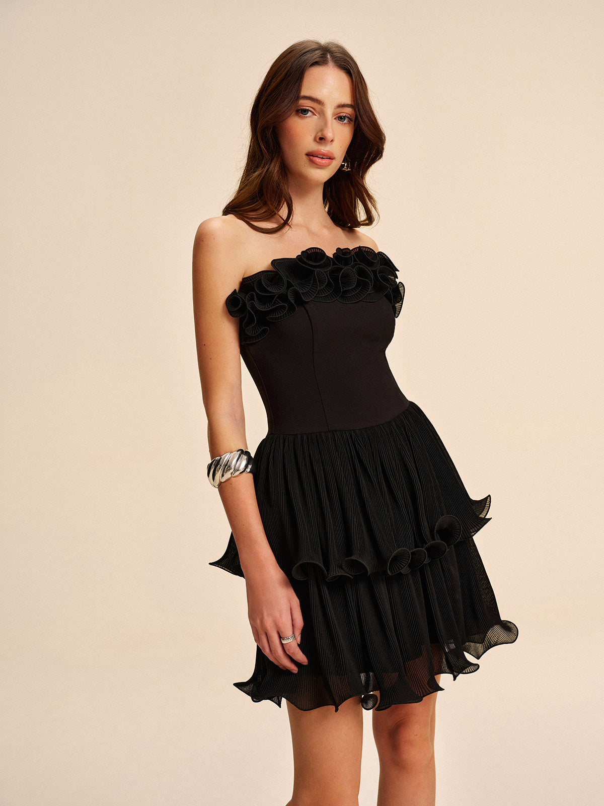 Trägerloses Kleid „Moonwind“ mit Rüschen und Blumenmuster 