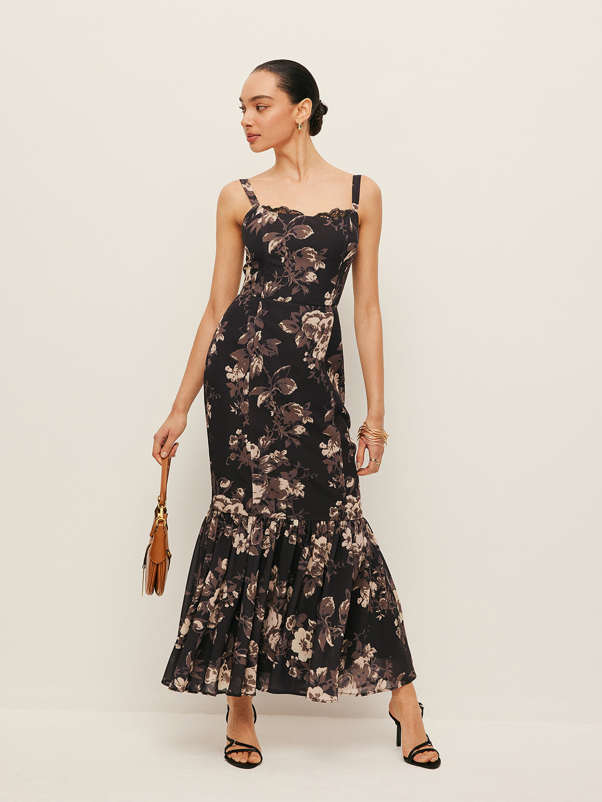 Serapfire – Chiffonkleid mit floralem Rüschensaum 